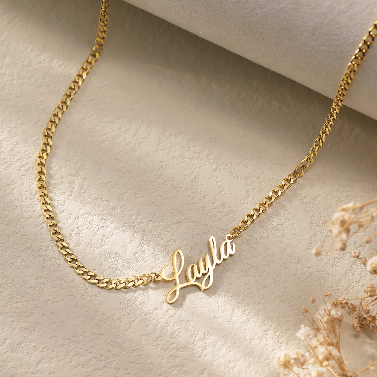 Personalized Name Necklace, 18K Gold Plated Custom Name Pendant Jewelry Gift for Women