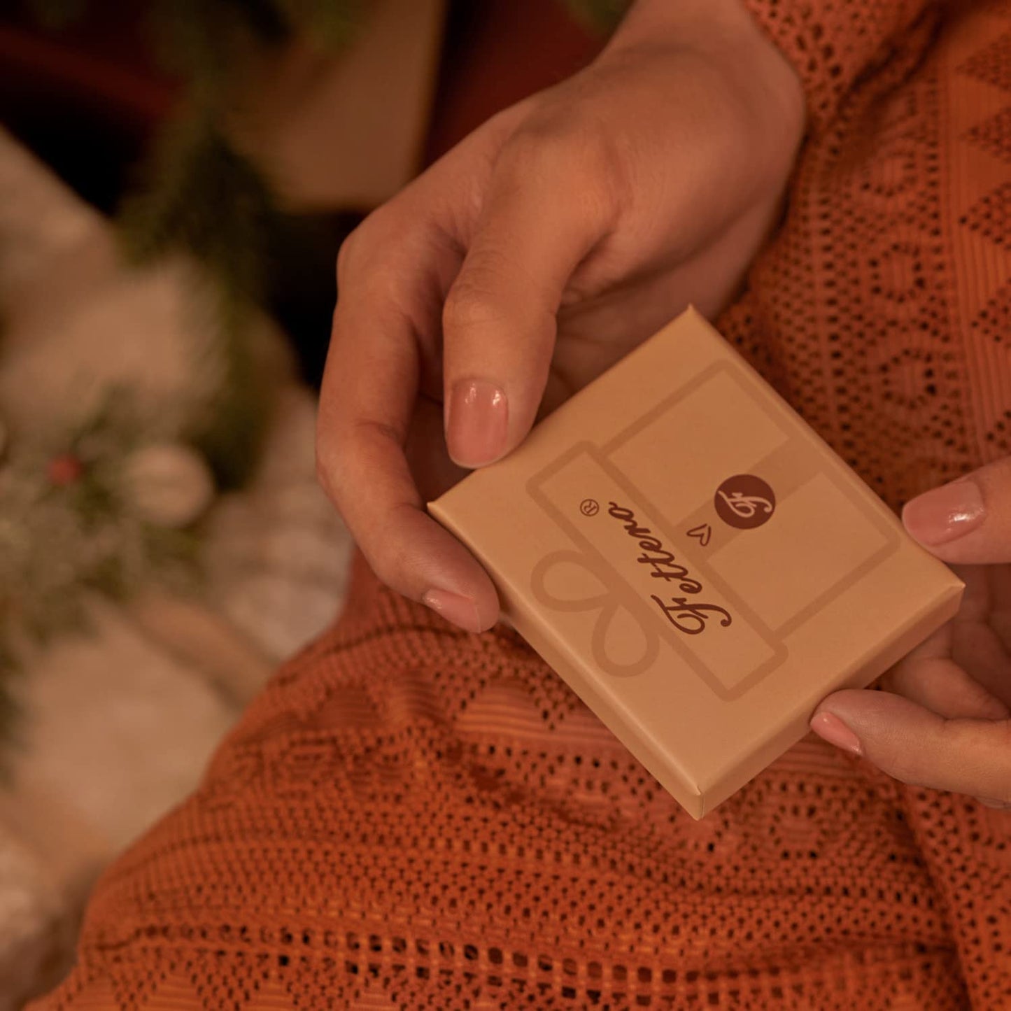 14K Gold Plated Initial Necklace for Women, Round A-Z Letter Monogram Pendant on Figaro Chain