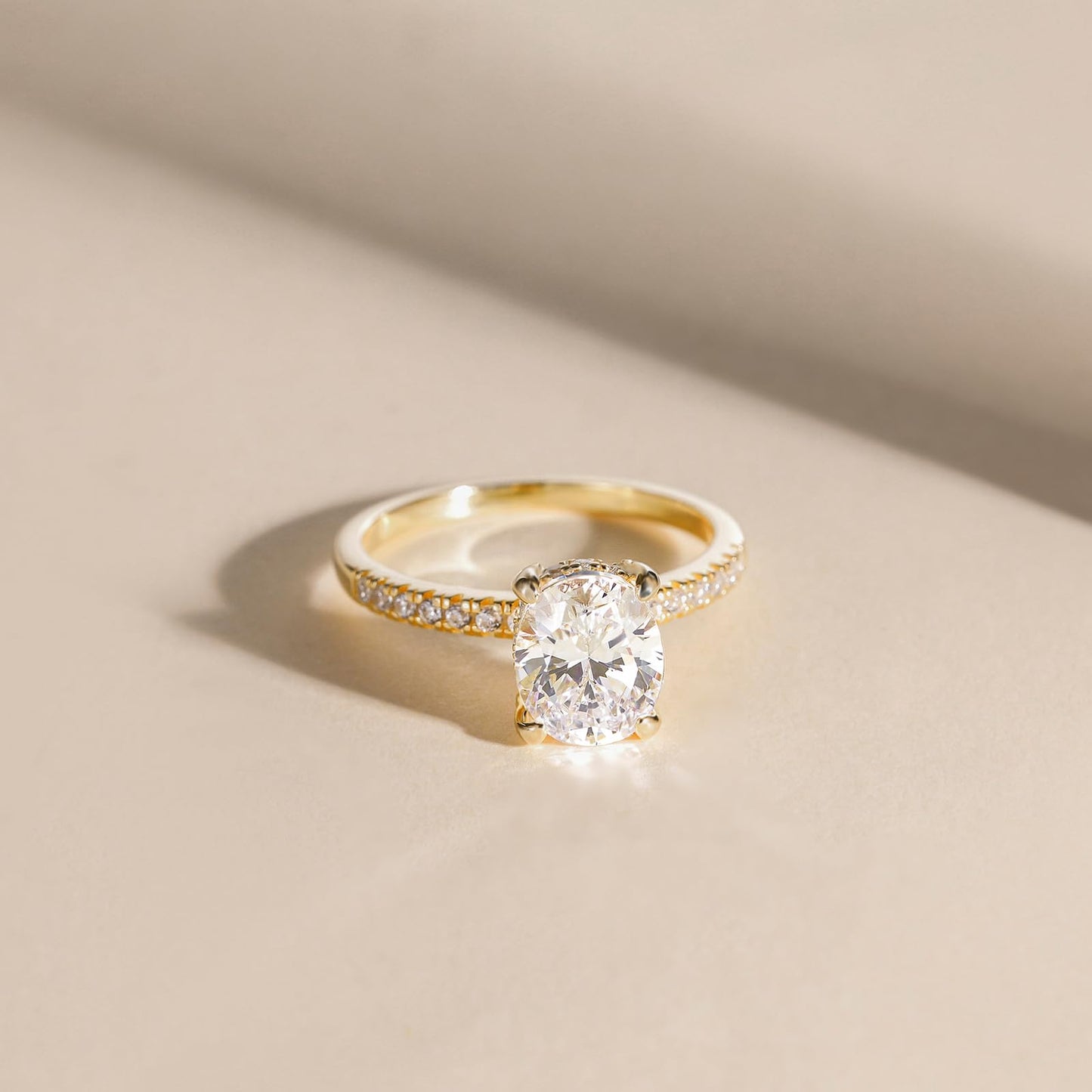 Fashewelry 10 Yards Pearl Chain Trim 2mm Golden Rhinestone Close Chain Tiny Banding for Sewing, Crafts, Shoes, Clothes, Nail Art, and Jewelry Making