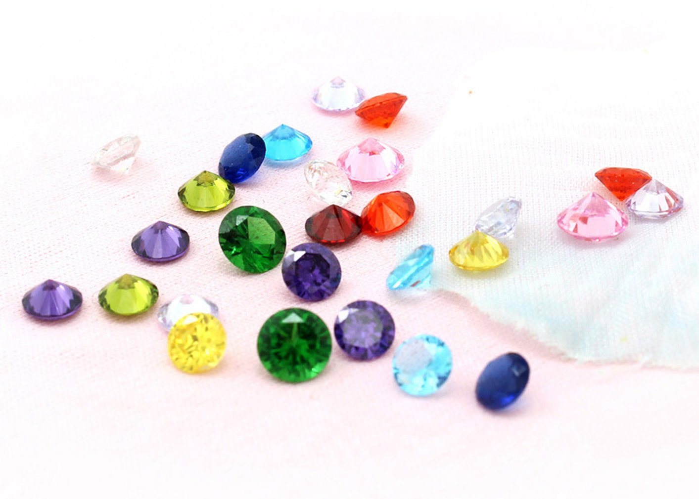 96pcs Birthstone Charms, 5mm Crystal Pendants for Floating Memory Lockets, Bracelets, and Necklaces