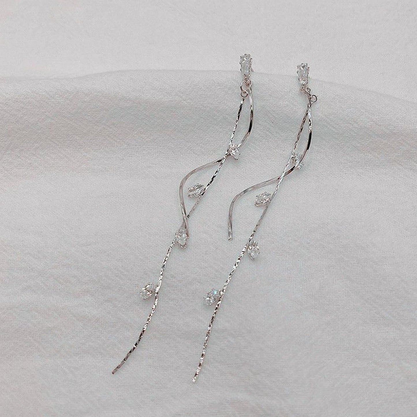 Sterling Silver Cubic Zirconia Drop Dangle Earrings for Women, Long Infinity Leverback CZ Earrings for Jewelry Gifts